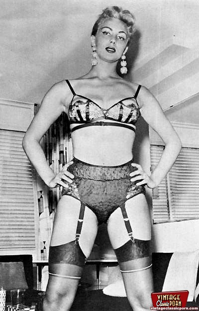 Vintage Lingerie Galleries