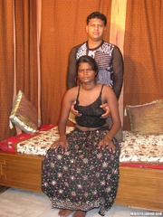 Indian girls - Hot mature Indian chick - XXX Dessert - Picture 2