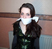 Submissive beginners in light bondage