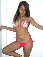 Nubile andrea kelly looks hot and tempting when she started to strip her clothes and brag her fuck hole