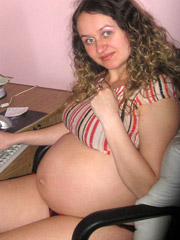 Pregnant teen candy shows off her swollen stomach and boobs