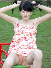 This girl in a white skirt will be much surprised when finding her pics on the web