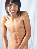 Tall dude flashing his hairy crack before shooting a huge load