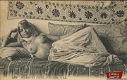 Ethnic vintage ladies showing their cute natural bodies